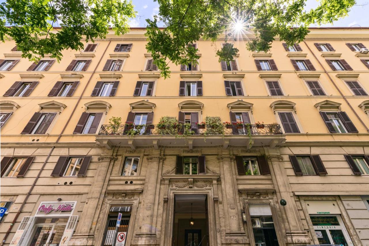 Buzzstays - Stylish Apartments Vatican Rome Downtown Εξωτερικό φωτογραφία